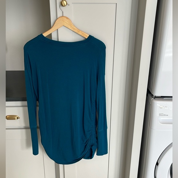 Athleta long sleeve teal shirt size S - Picture 2 of 2